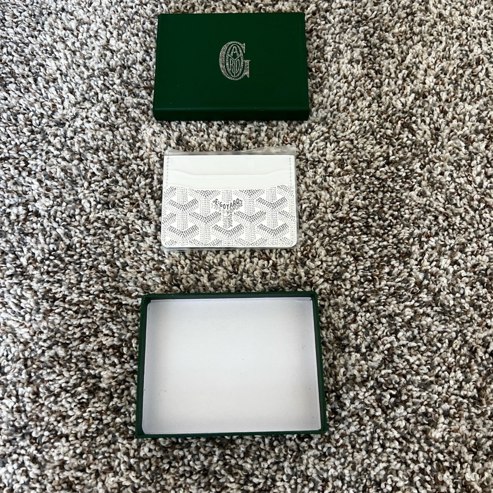 Goyard White and Gray Card Holder